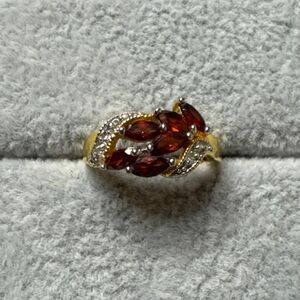 Marquise Women's Red and Gold Jewellery